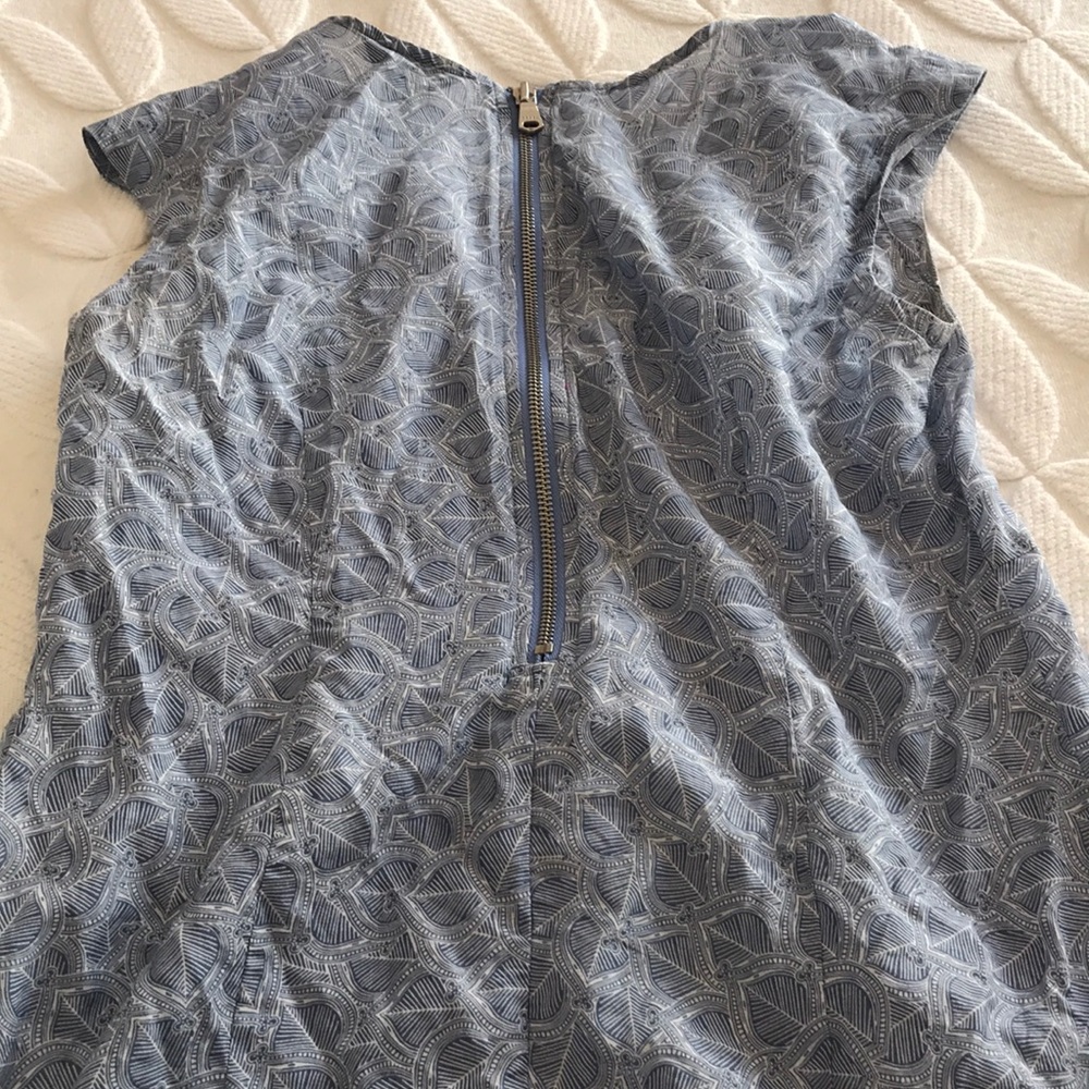 BR blouse - Picture 3 of 3